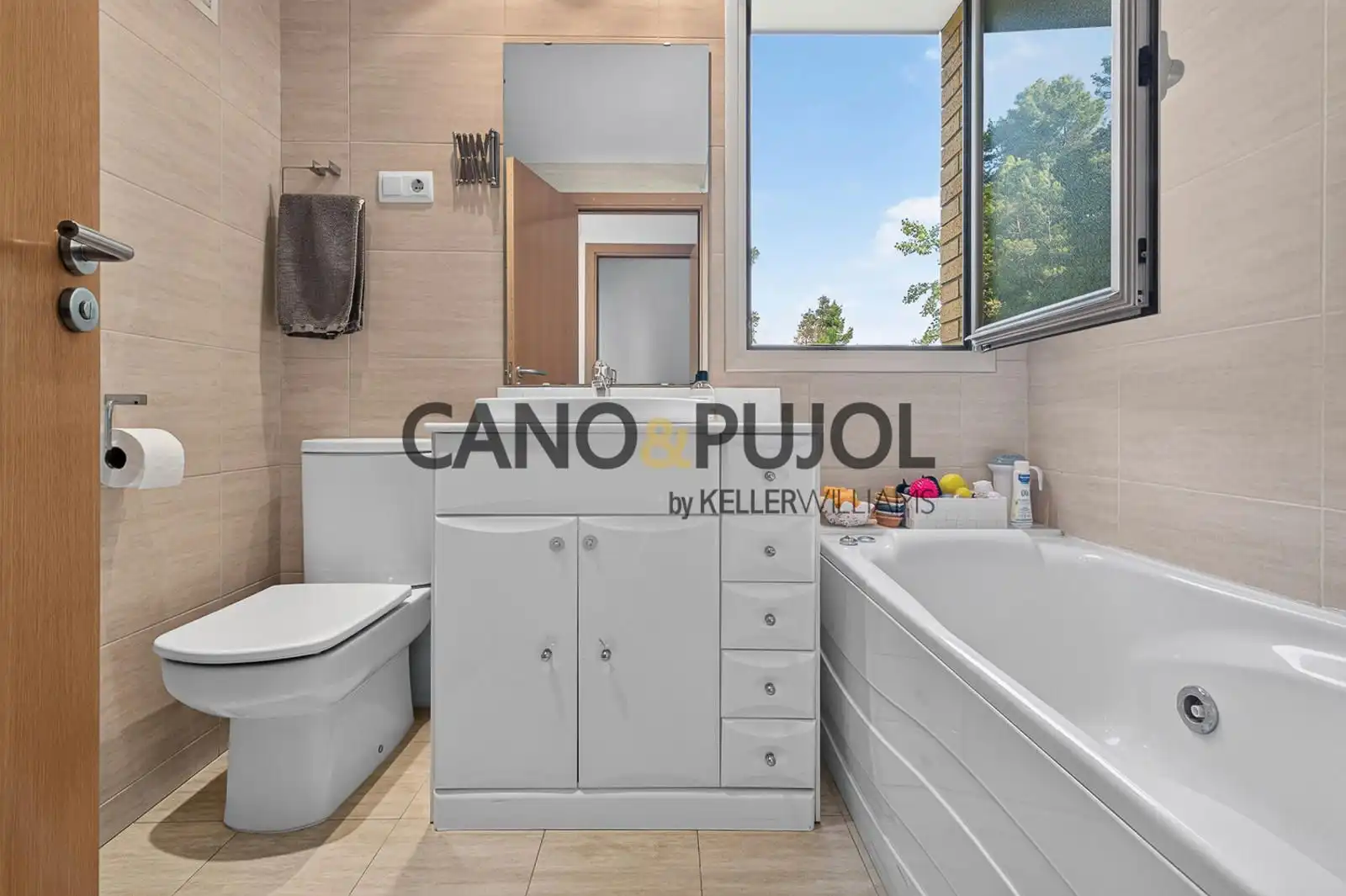 Appartement avec piscine à vendre à Corbera de Llobregat, imagen 45