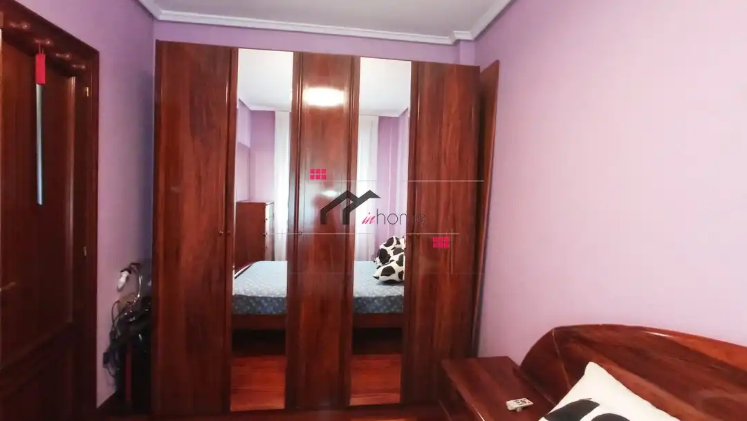 Habitación de Piso en venta en Barakaldo  con Calefacción y Amueblado
