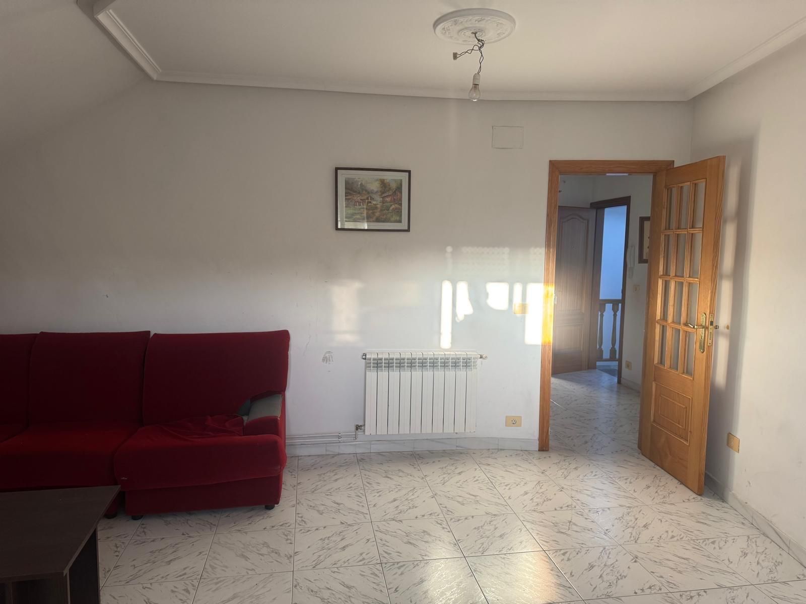 Sala d'estar de Àtic en venda en Viana do Bolo amb Calefacció i Traster