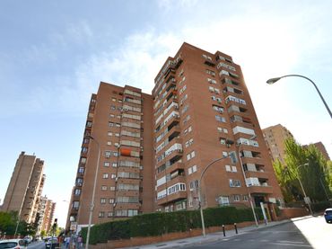 Piso con ascensor en venta en Fuencarral - El Pardo