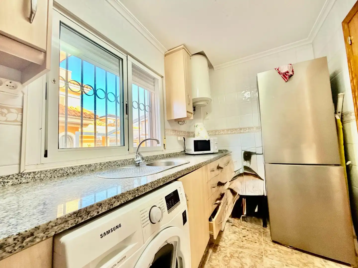 Kitchen of Detached homes for sale in Pilar de la Horadada  with Air Conditioner, Private garden and Terrace