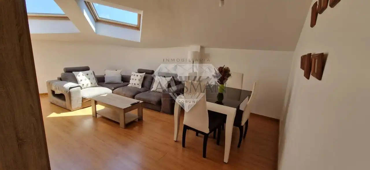 Sala de estar de Ático de alquiler en Mugardos con Trastero, Piscina y Amueblado