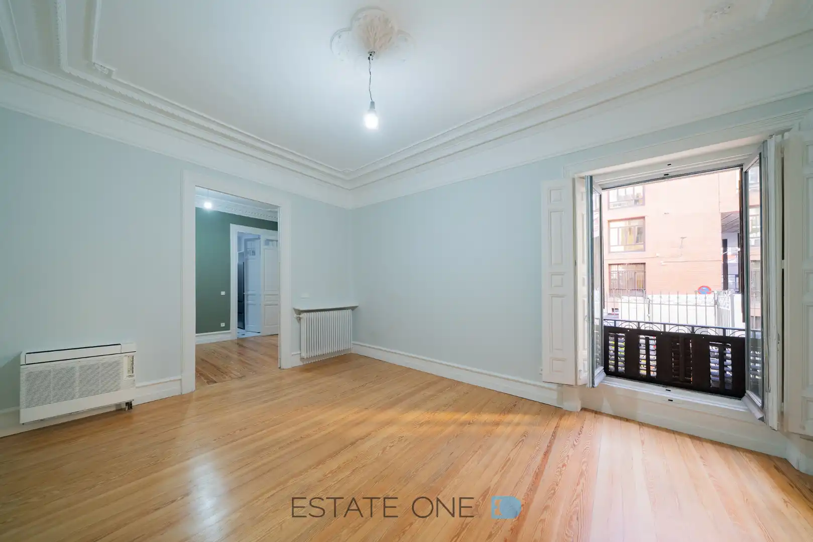 Ground floor for rent in Calle de Lope de Vega, Cortes - Huertas