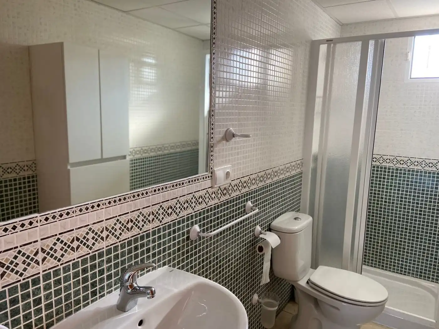 Bathroom of Apartments for sale in Águilas  with Air Conditioner, Heating and Private garden