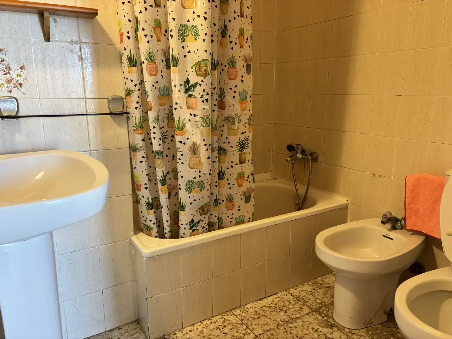 Bany de Apartament en venda en Arona
