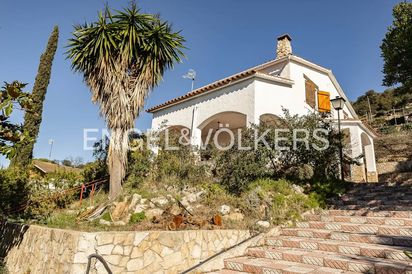 Vista exterior de Casa o xalet en venda en Palafolls amb Calefacció, Jardí privat i Terrassa