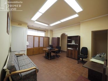 Local comercial de lloguer a Tomelloso