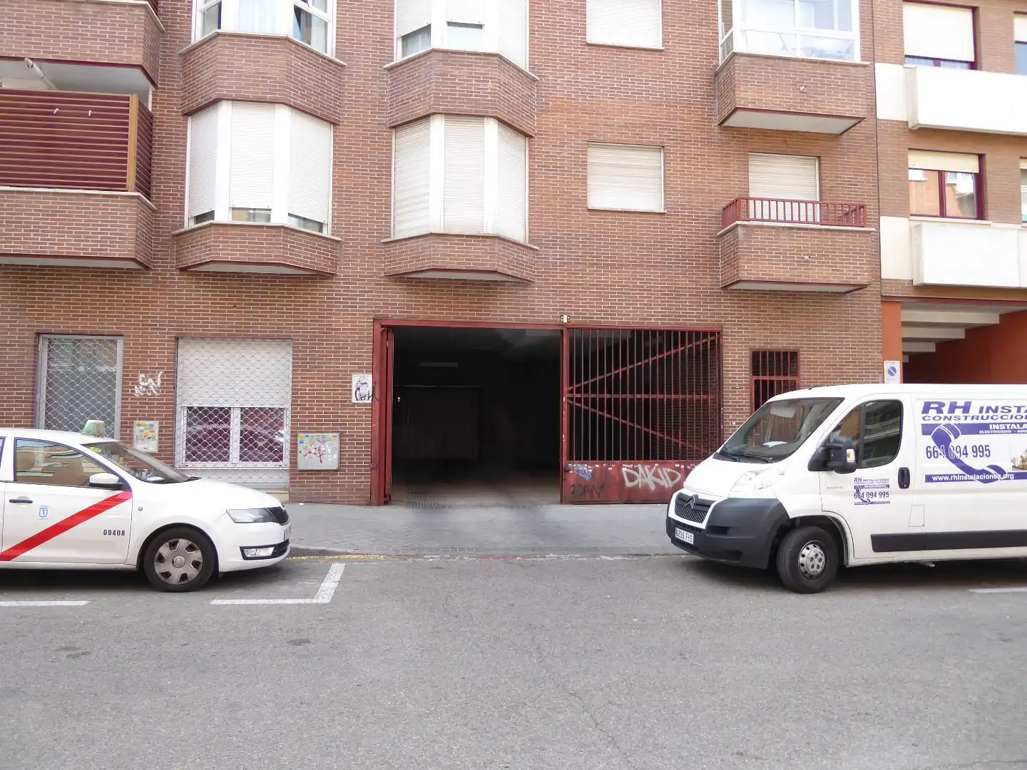 Aparcament de Garatge en venda en Madrid