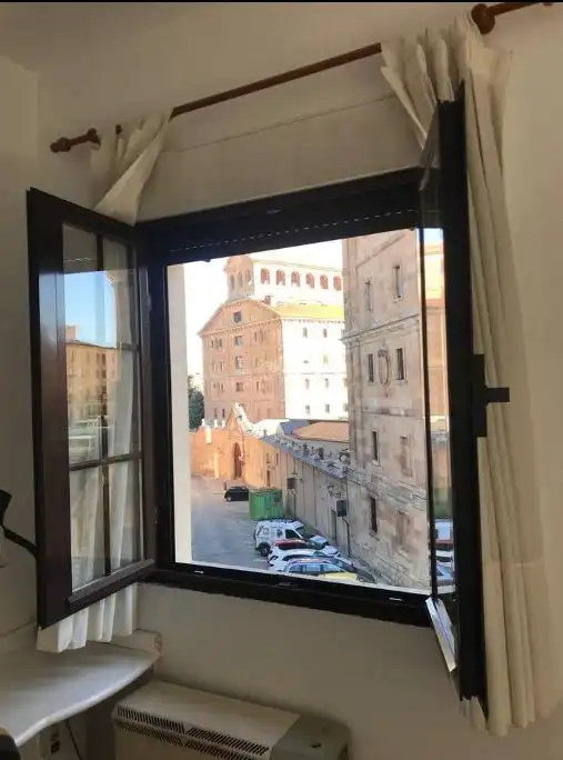Vista exterior de Dúplex en venta en Salamanca con Calefacción
