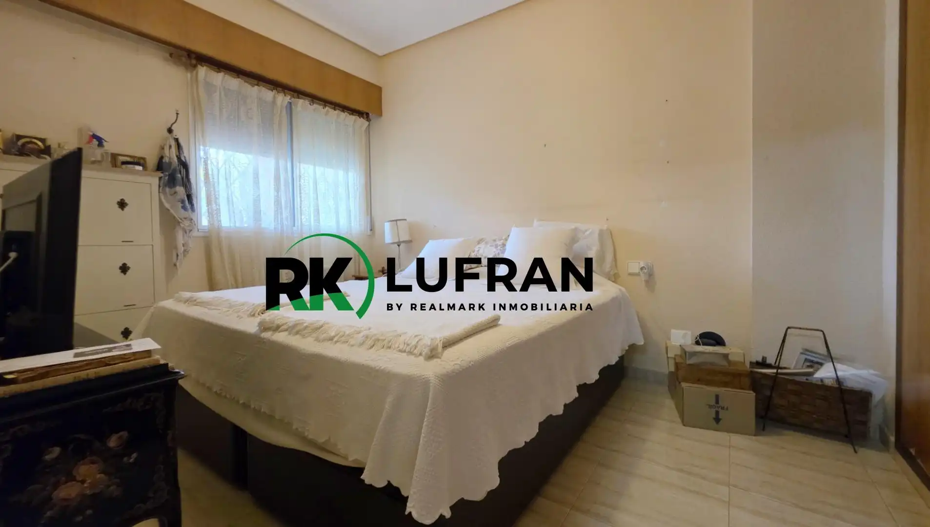 Schlafzimmer von Wohnung zum Verkauf in El Campello mit Klimaanlage, Privatgarten und Terrasse