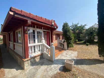 Exterior view of House or chalet for sale in Viana de Cega  with Heating, Private garden and Terrace