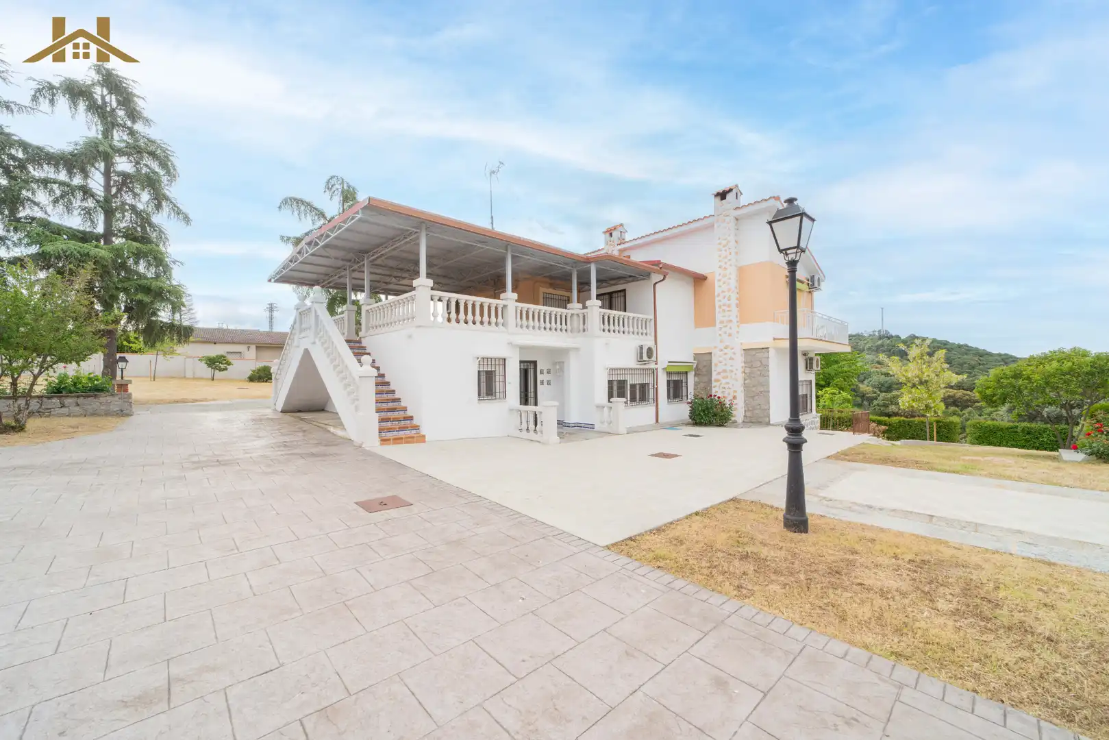 Vista exterior de Casa o chalet en venta en Aldea del Fresno con Aire acondicionado, Calefacción y Jardín privado