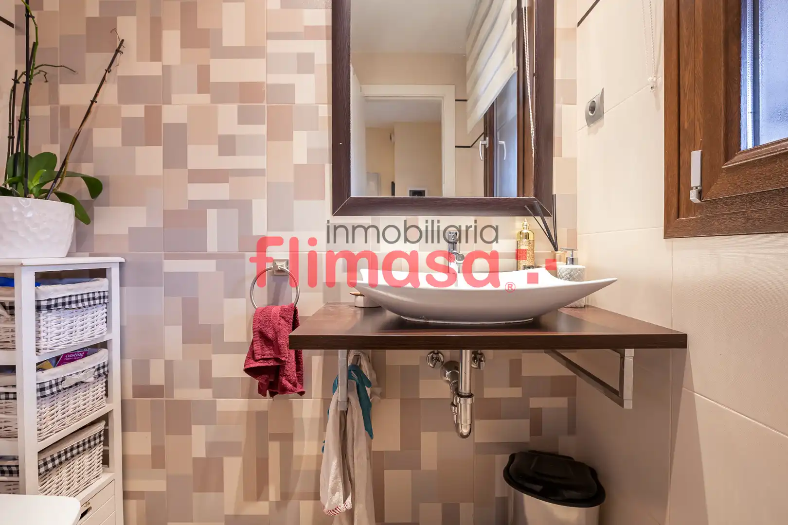 Bathroom of Detached homes for sale in Villaviciosa de Odón  with Air Conditioner, Heating and Terrace