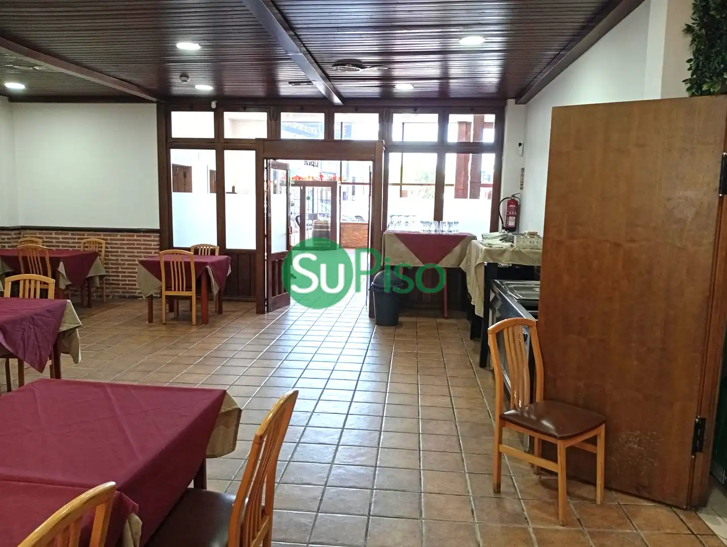 Local en venda a Avenida de los Metales, 40, Estación - Cruz Roja