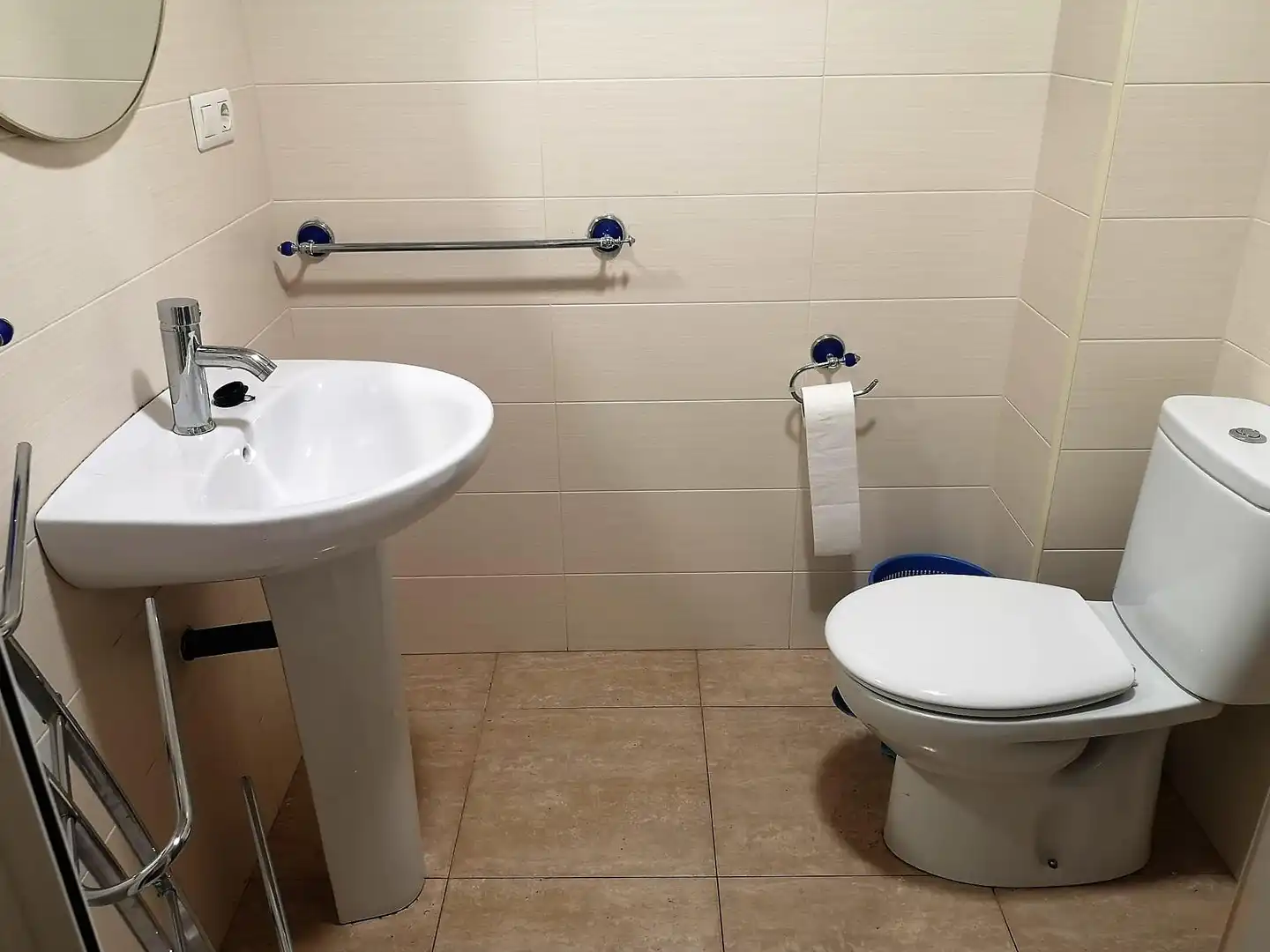 Bathroom of Study for rent in Granada  with Furnished