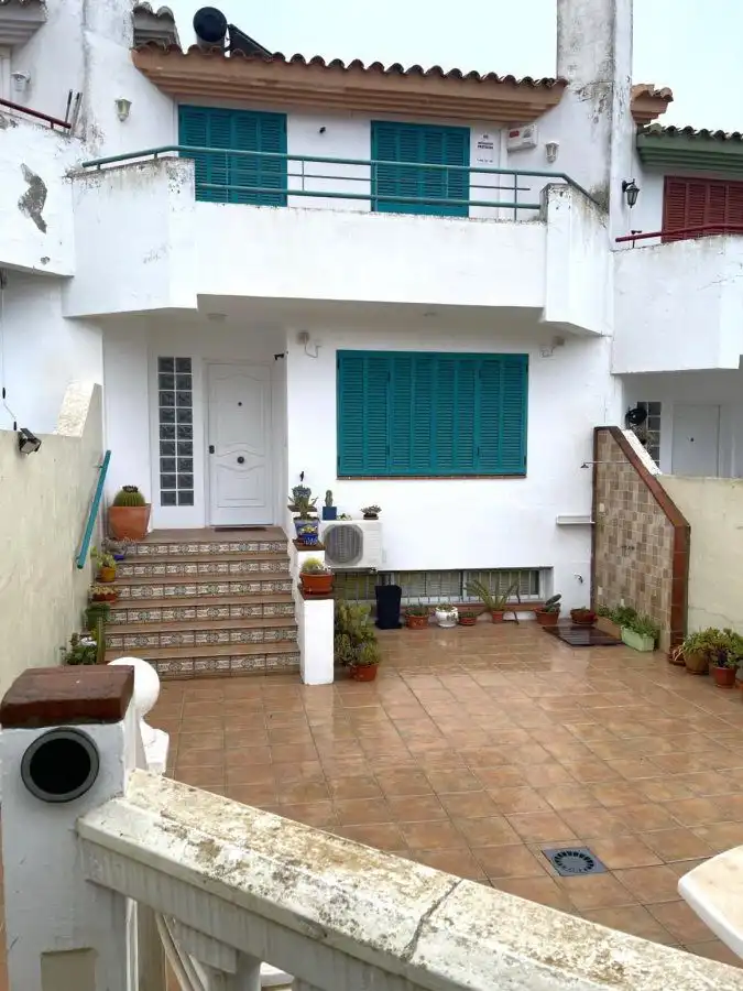 Terraza de Casa adosada en venta en La Línea de la Concepción con Aire acondicionado, Calefacción y Terraza
