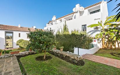 Jardí de Casa adosada en venda en Mijas amb Terrassa