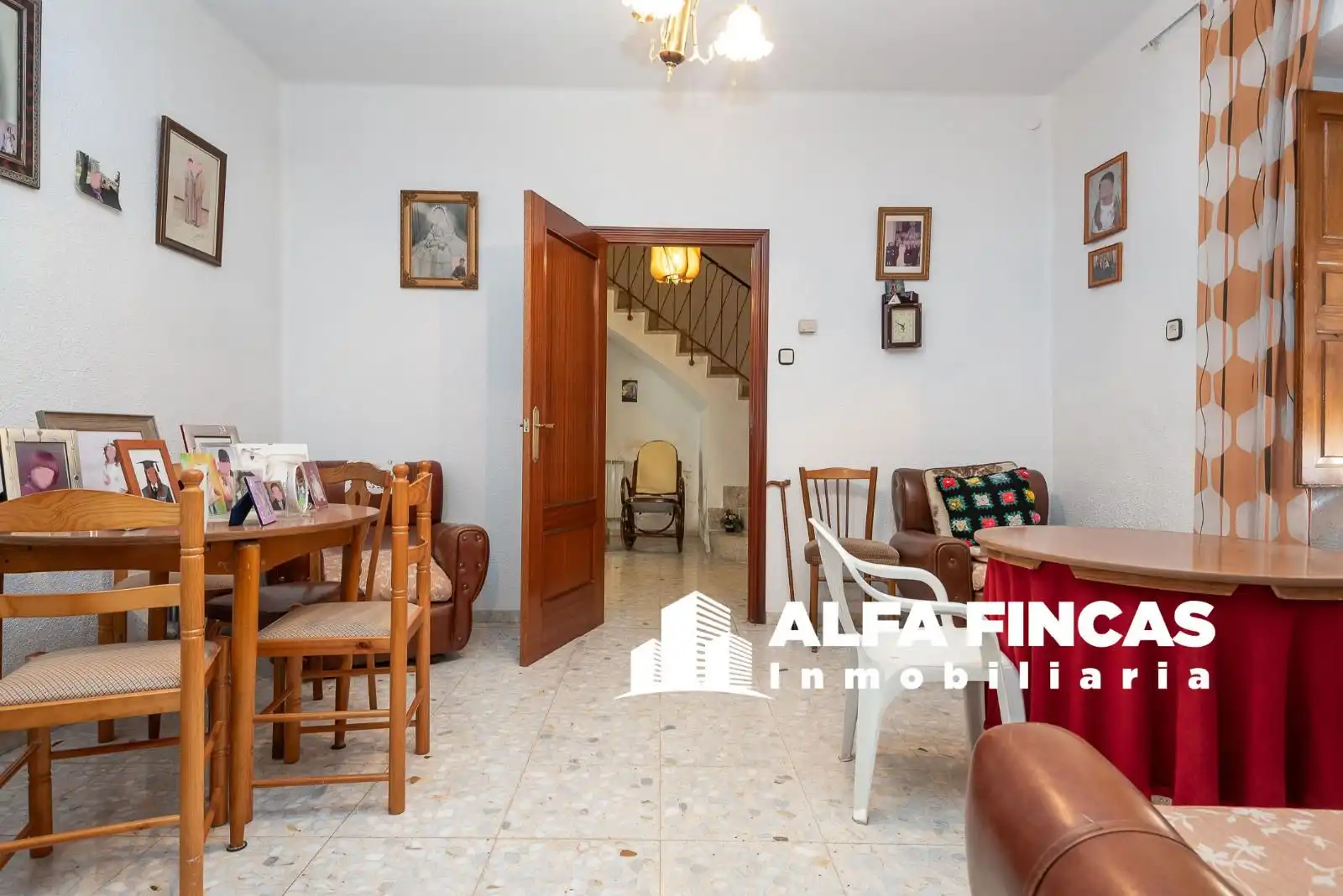 Vista exterior de Casa o chalet en venta en Las Pedroñeras    con Calefacción, Jardín privado y Trastero