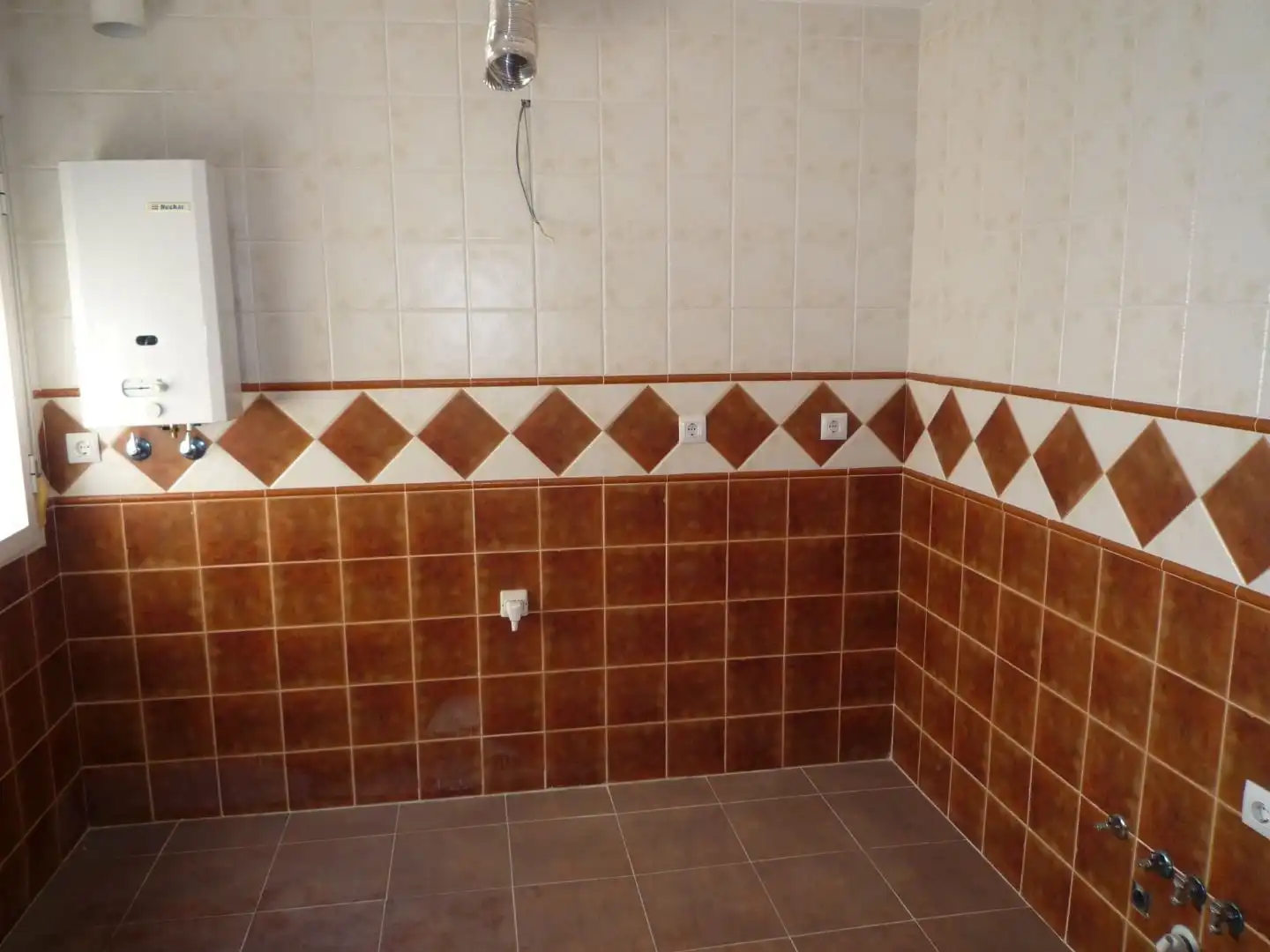 Baño de Ático en venta en Nueva Carteya con Aire acondicionado, Terraza y Trastero
