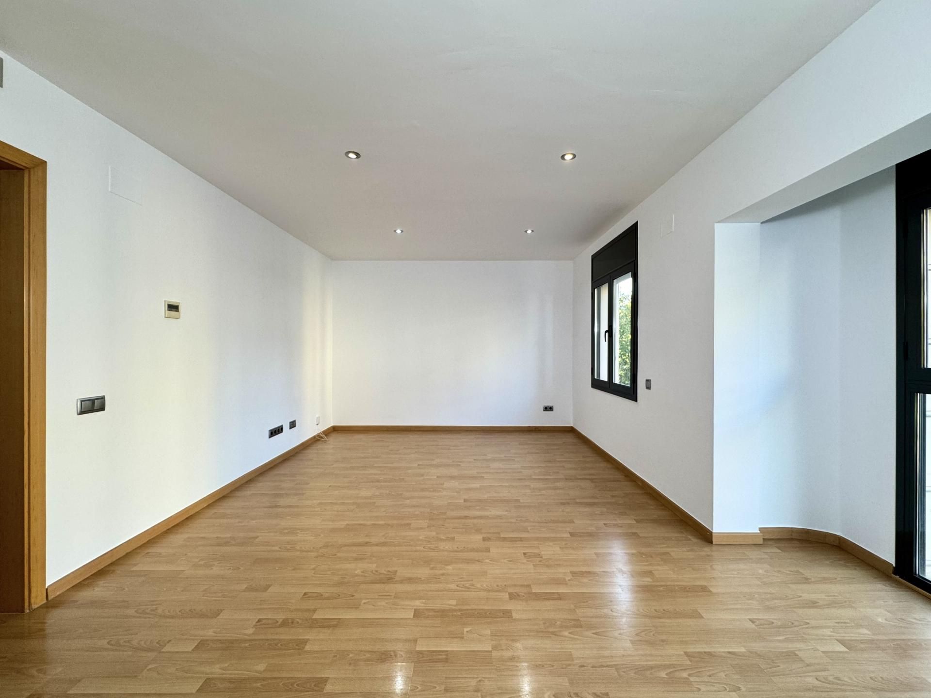 Sala d'estar de Pis en venda en  Barcelona Capital amb Calefacció i Forn