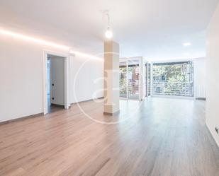Exterior view of Flat to rent in  Barcelona Capital  with Air Conditioner, Heating and Terrace