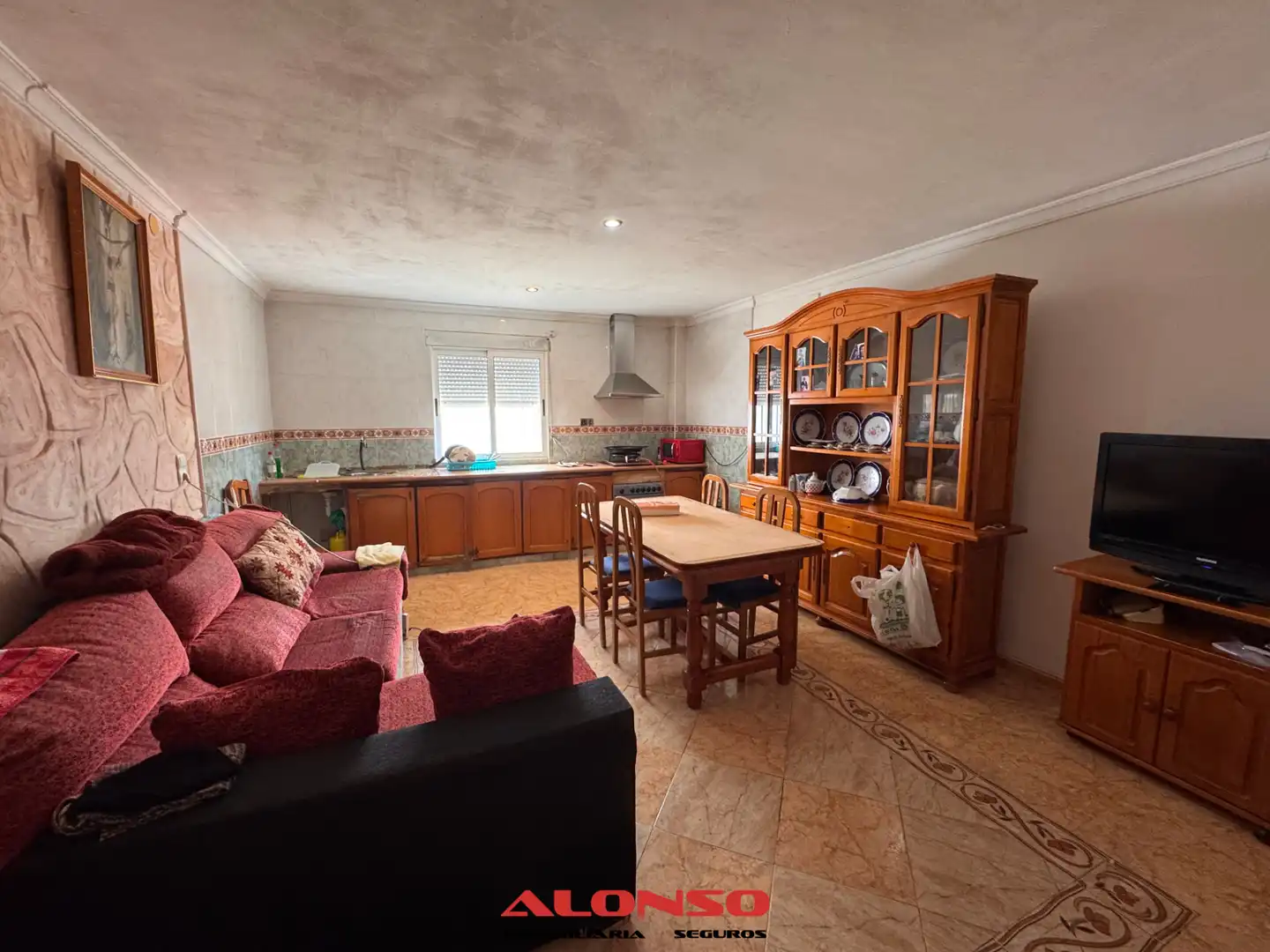 Küche von Einfamilien-Reihenhaus zum Verkauf in Vinaròs mit Privatgarten, Terrasse und Möbliert