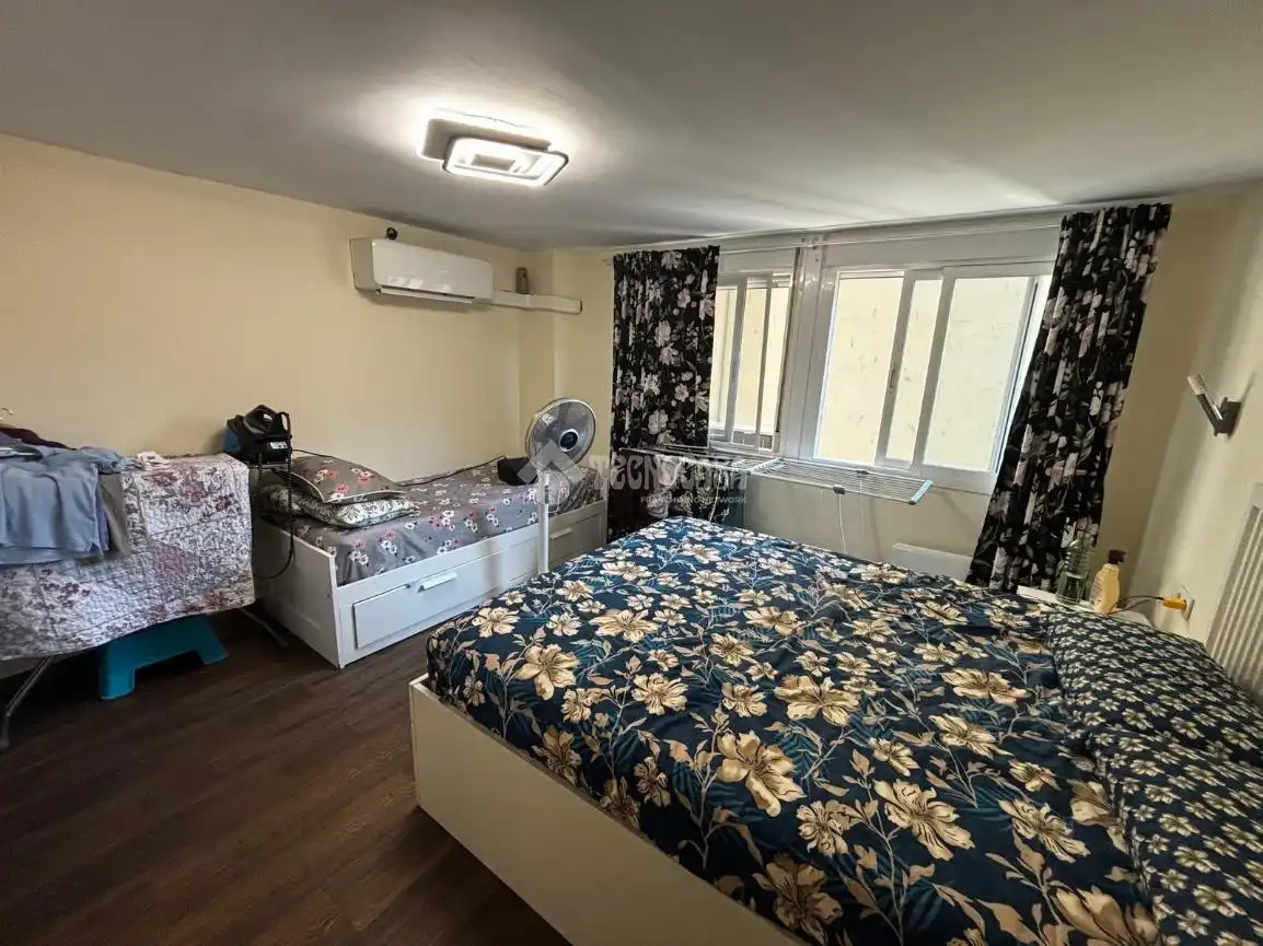 Habitación de Piso en venta en Valencia con Aire acondicionado