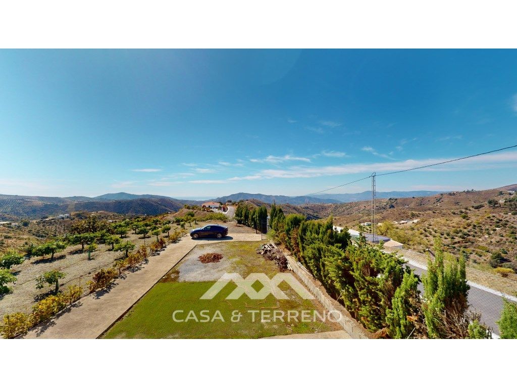 Casa o xalet en venda en Sedella amb Jardí privat, Terrassa i Forn
