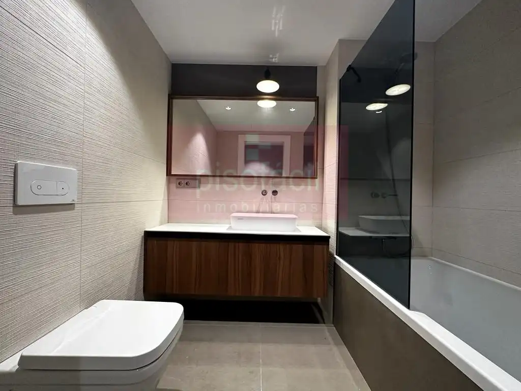 Bany de Apartament en venda en Lugo