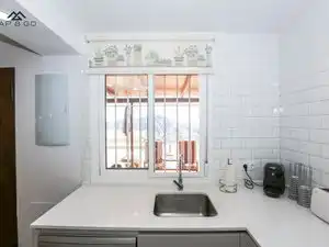 Cuina de Finca rústica de lloguer en Almuñécar amb Aire condicionat, Jardí privat i Terrassa