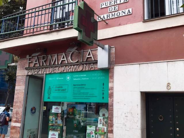 Garaje en Alquiler en Calle Luis Montoto, 14 en La Calzada - La Florida