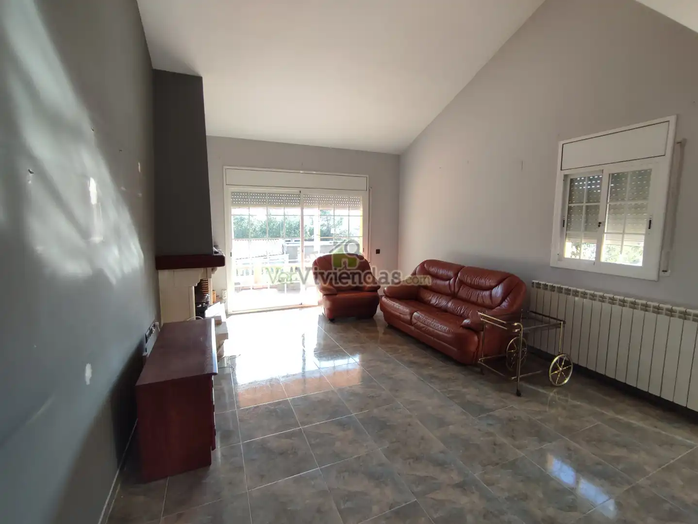 Sala d'estar de Casa o xalet en venda en Begues amb Aire condicionat, Calefacció i Jardí privat