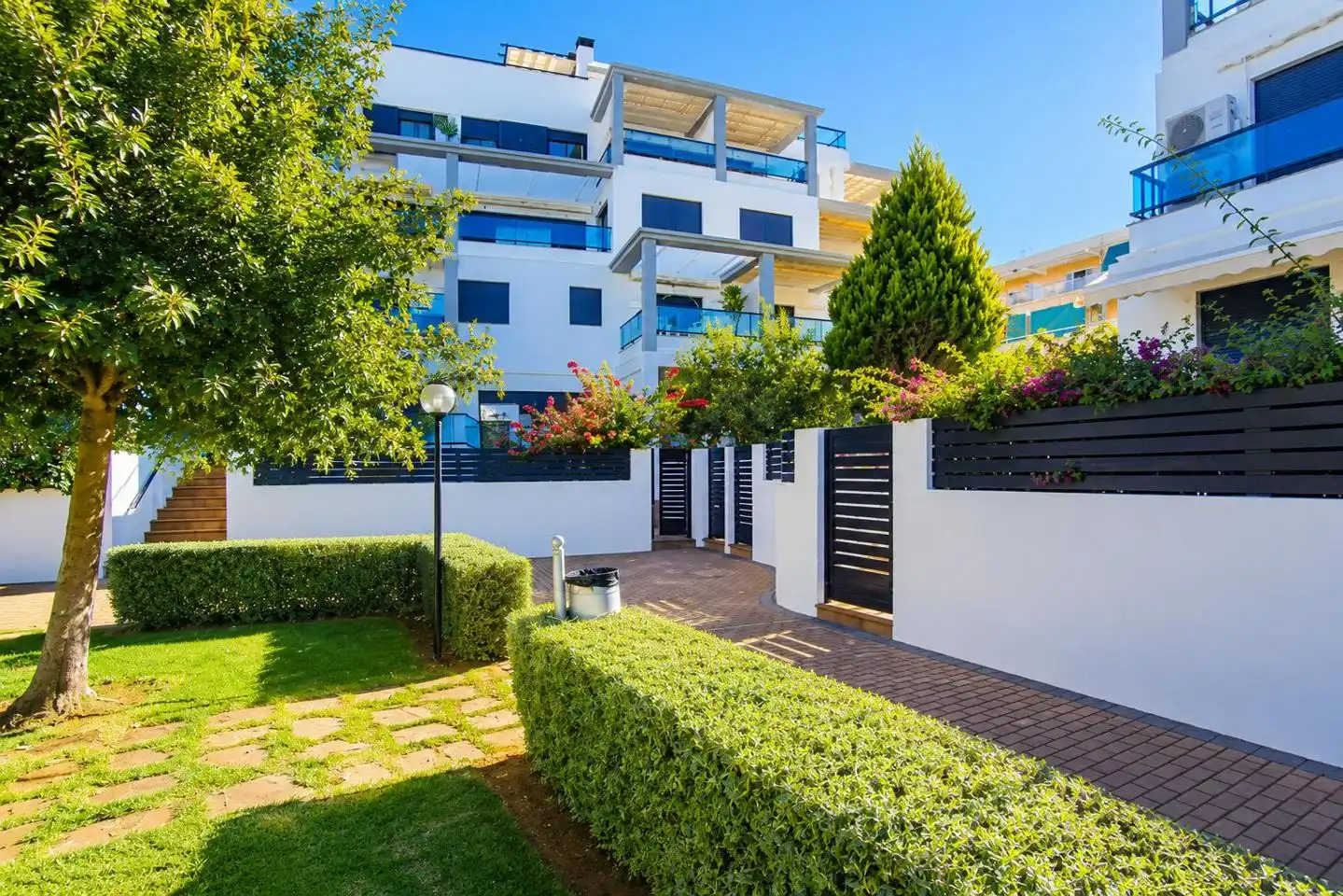 Exterior view of Duplexes for sale in Dénia  with Air Conditioner, Terrace and Storage room