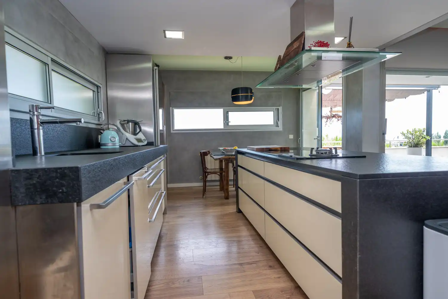 Cocina de Casa o chalet en venta en Santa Susanna con Aire acondicionado, Calefacción y Jardín privado