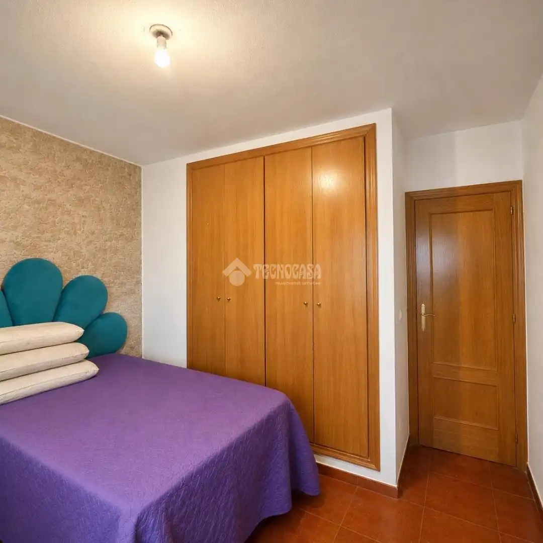 Schlafzimmer von Wohnung zur Miete in Ciempozuelos mit Balkon