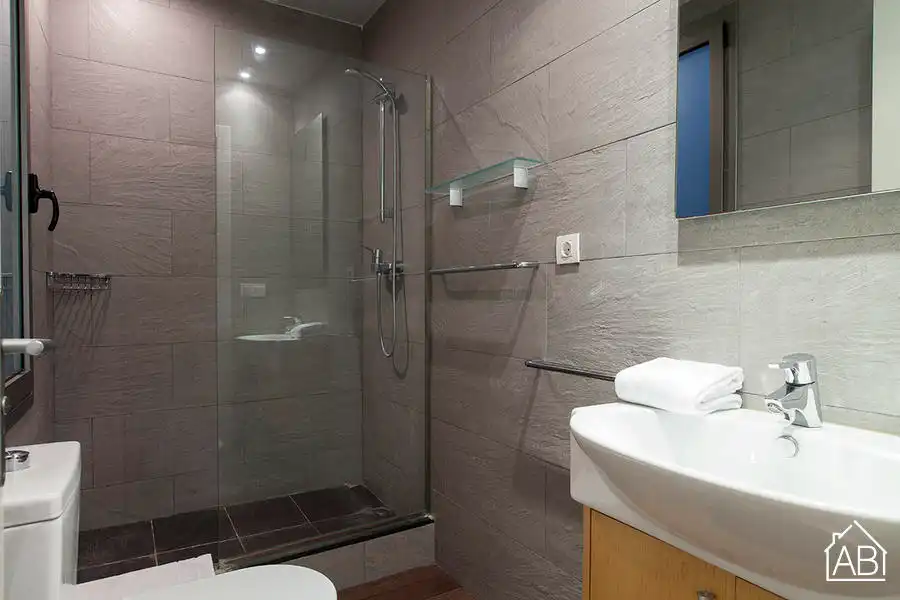 Apartment mit Terrasse zum Verkauf in Carrer de Calders 2, imagen 16