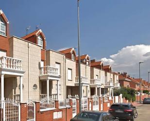 Exterior view of Flat for sale in Alcalá de Henares  with Private garden