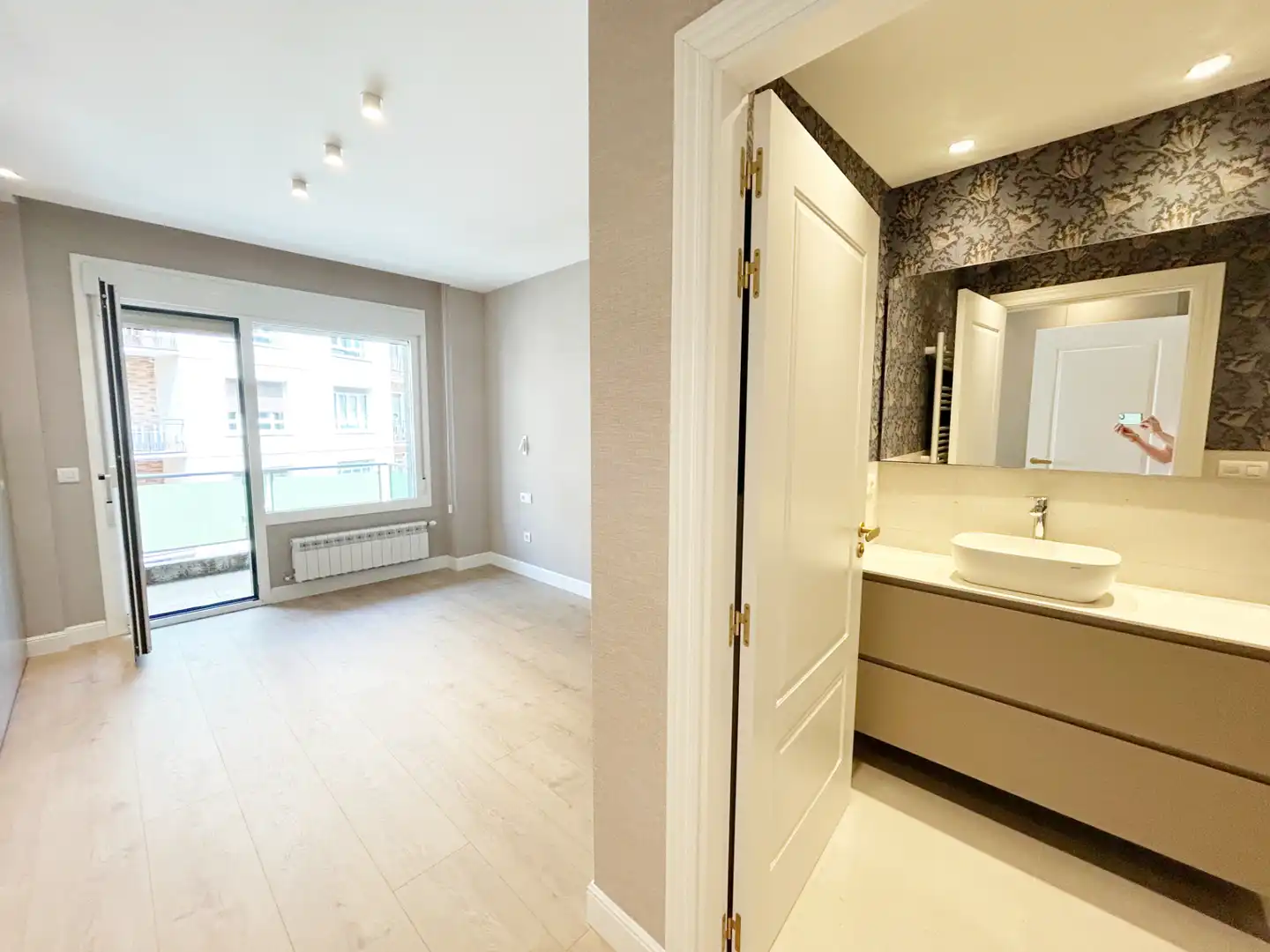 Habitación de Piso en venta en Vitoria - Gasteiz con Calefacción, Trastero y Horno