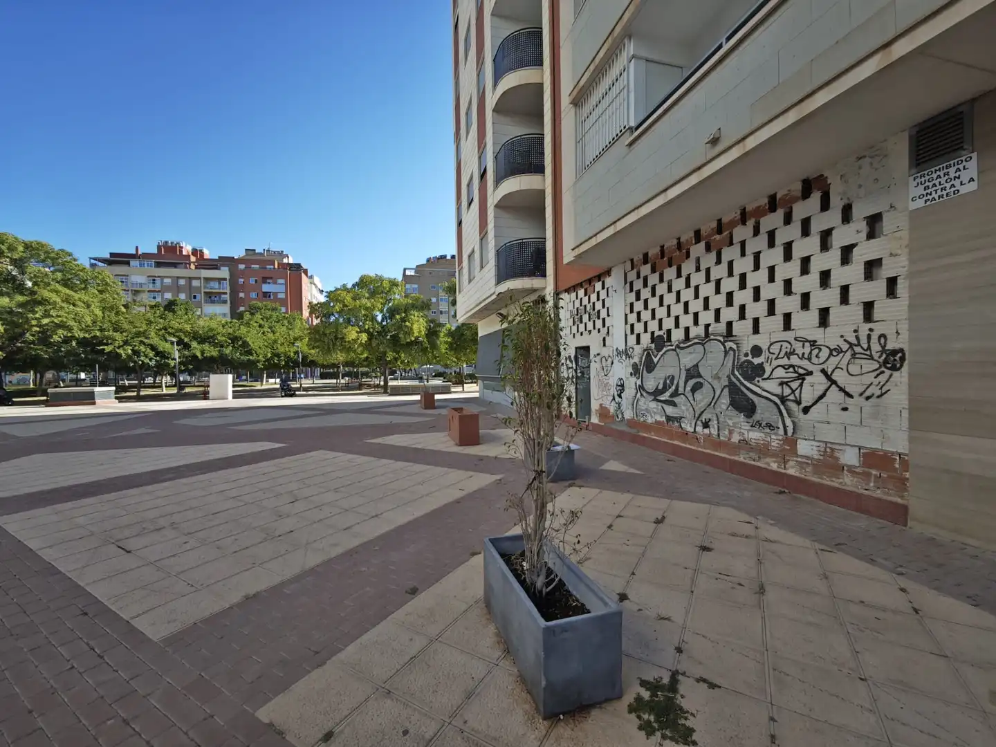 Vista exterior de Local en venda en Murcia