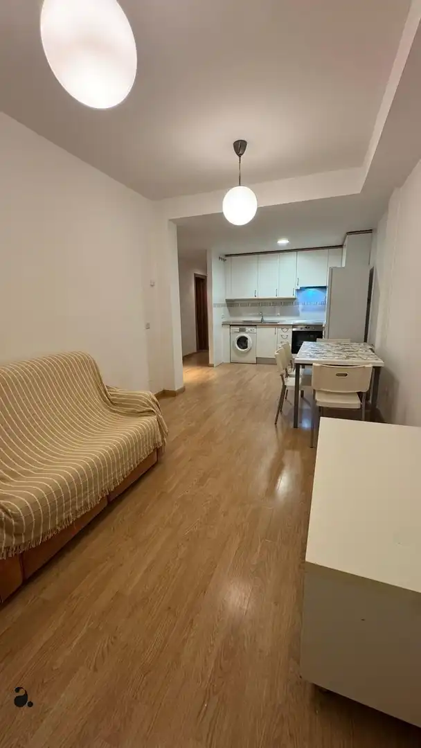 Sala de estar de Piso en venta en Navalagamella con Calefacción, Terraza y Amueblado