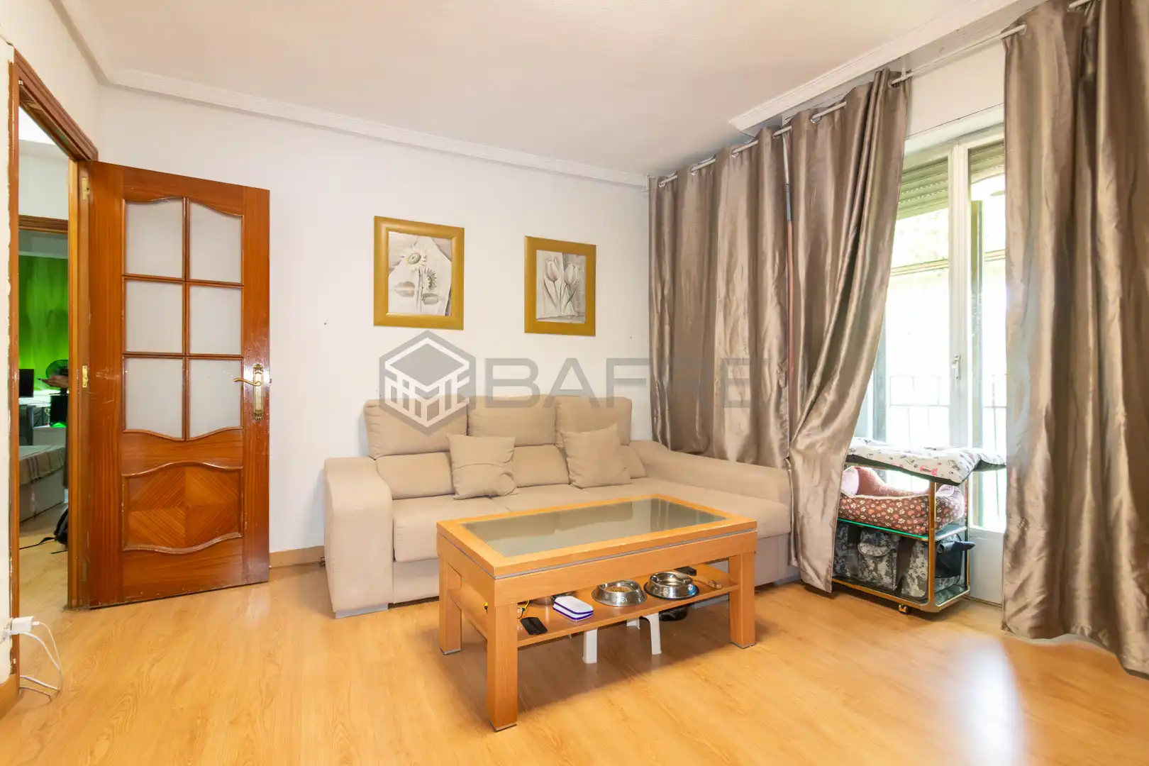Living room of Flat for sale in Madrid  with Heating, Parquet flooring and Terrace
