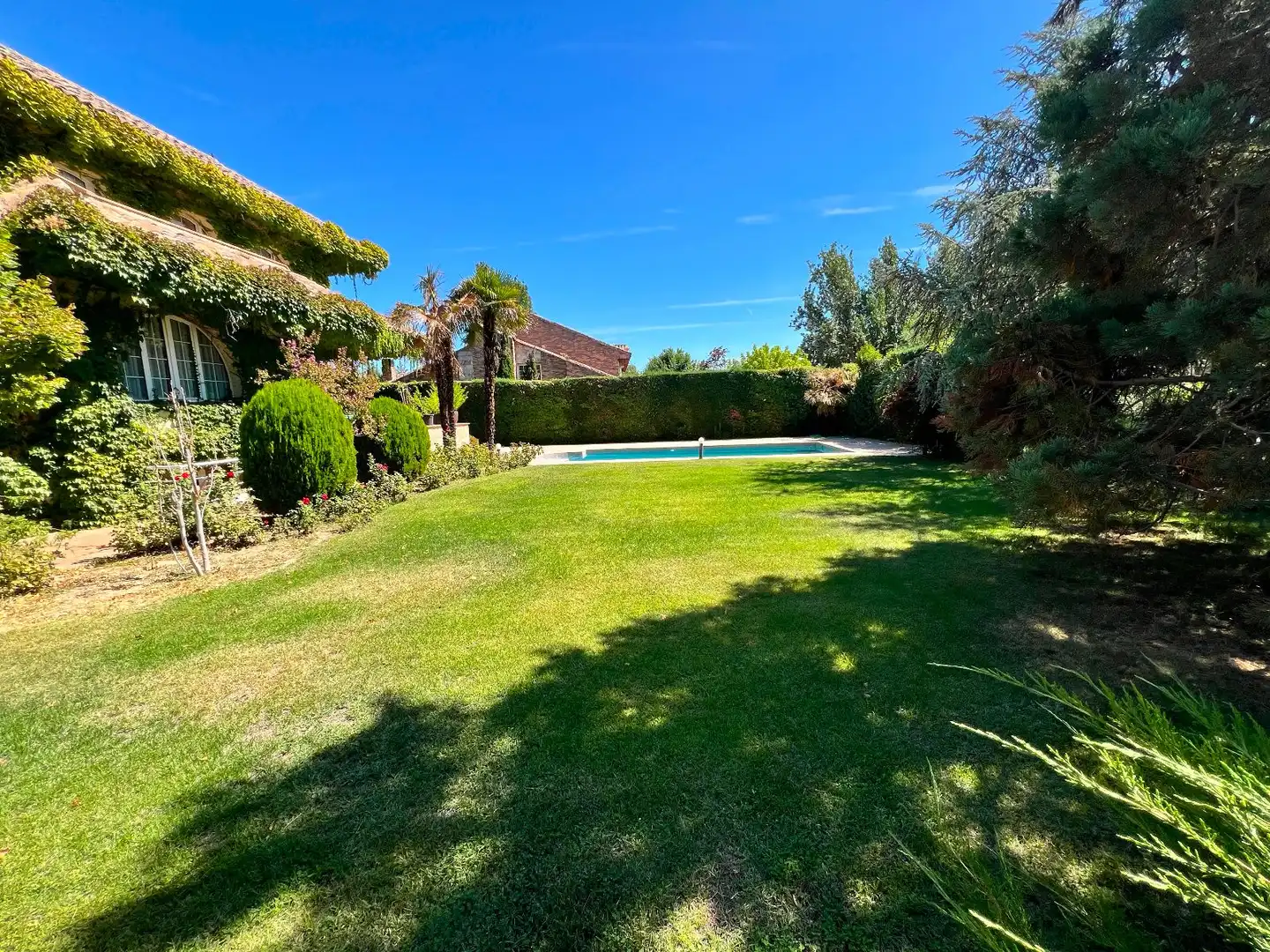 Jardí de Casa o xalet en venda en Villanueva de la Cañada amb Aire condicionat, Calefacció i Terrassa