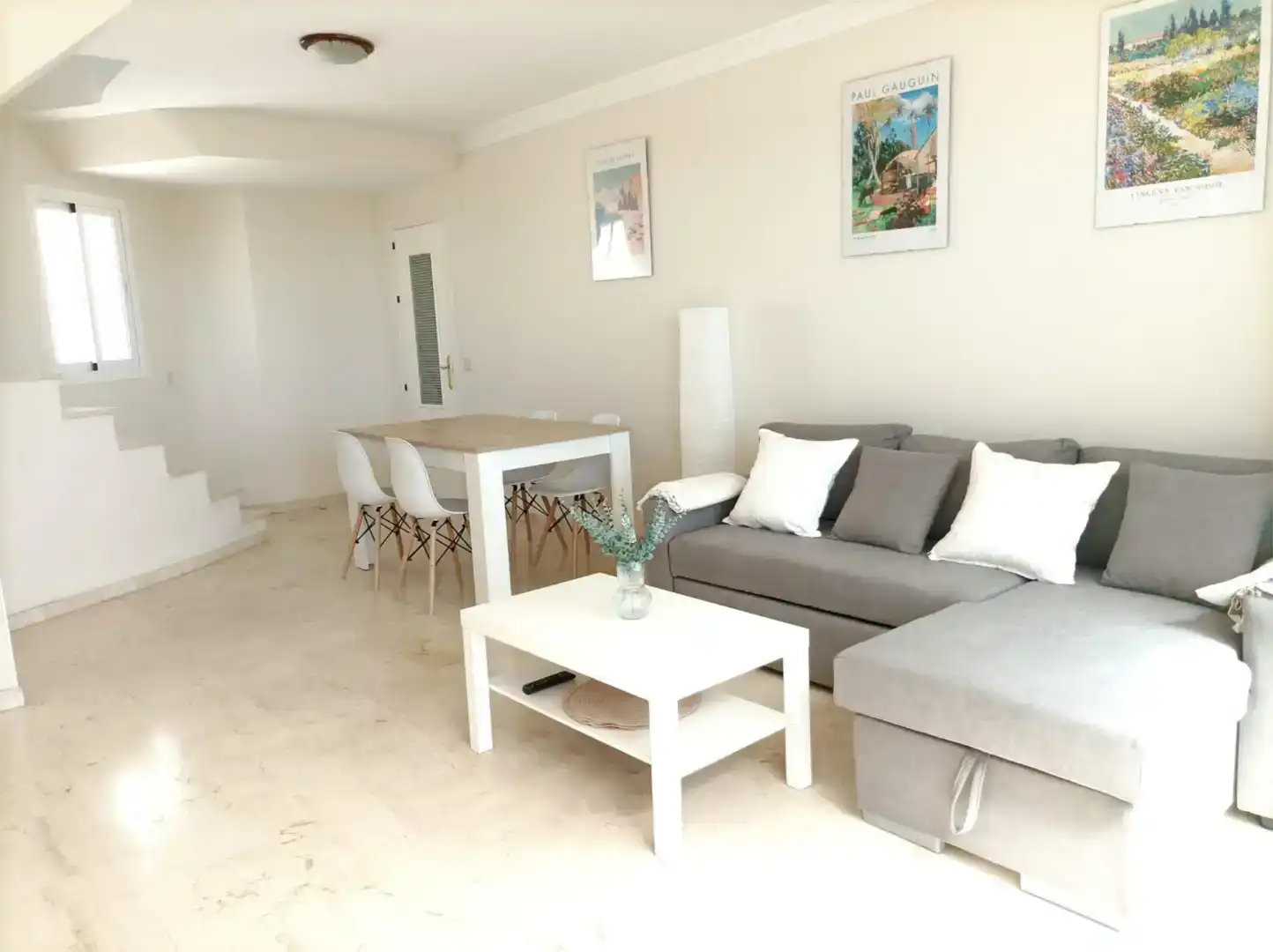 Sala d'estar de Àtic en venda en Marbella amb Balcó