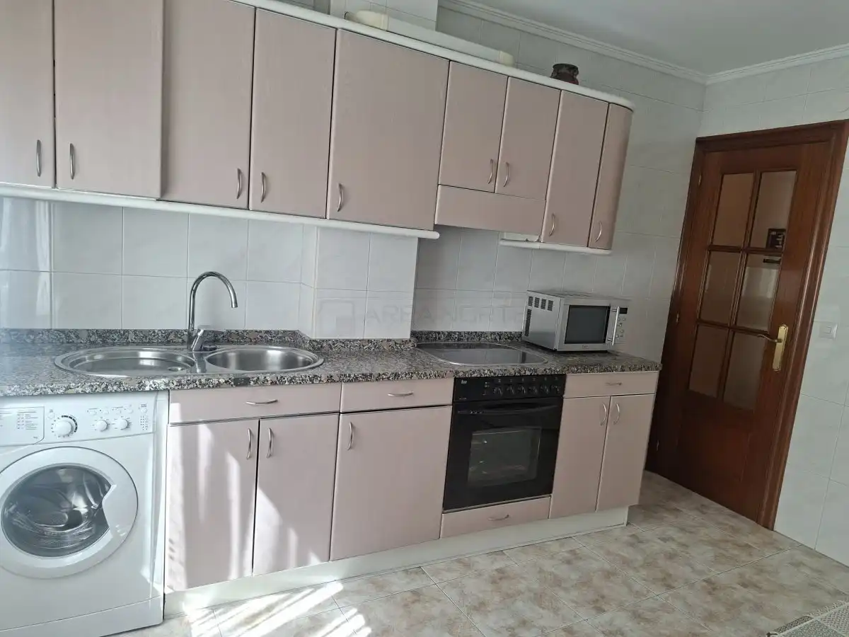 Cuina de Apartament en venda en Vitoria - Gasteiz amb Calefacció, Parquet i Traster