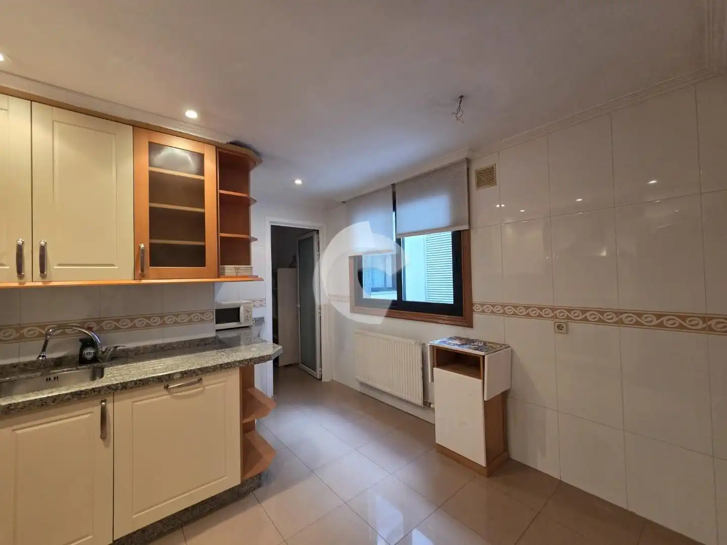 Kitchen of Flat for rent in Vigo   with Heating