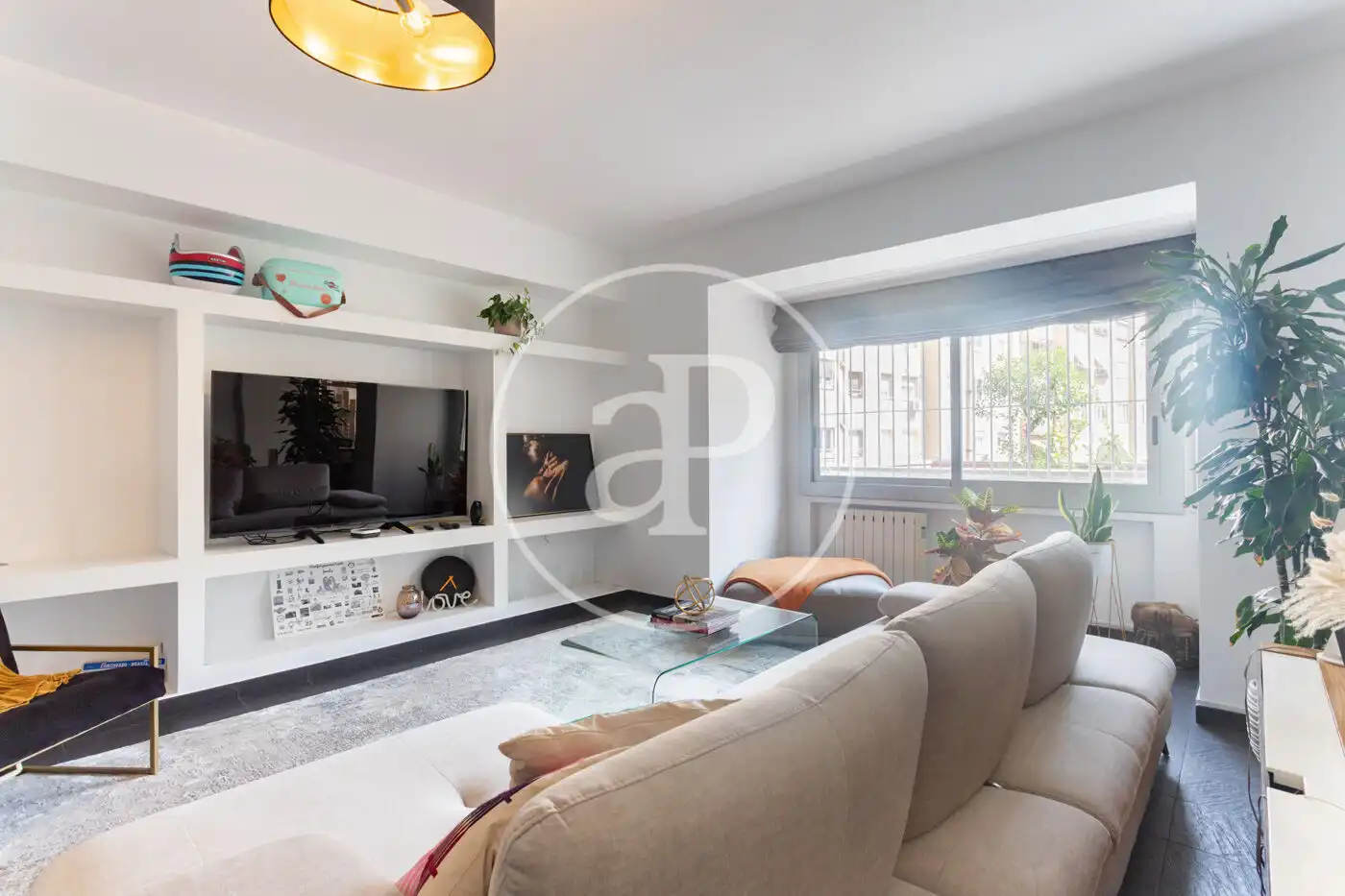 Living room of Flat for rent in Barcelona  with Air Conditioner, Heating and Private garden