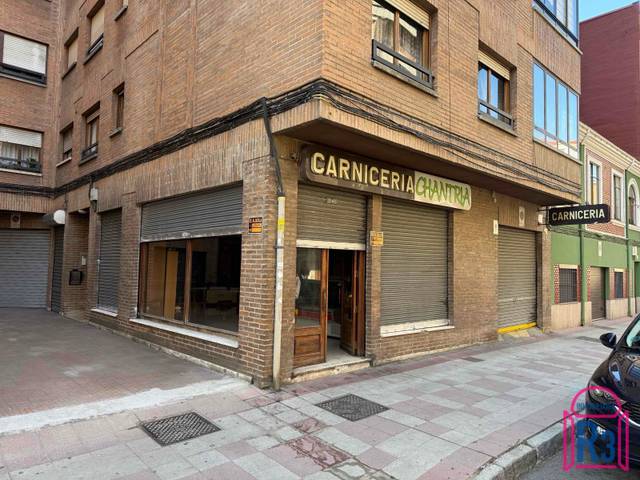 Local comercial en Alquiler en Maestro Nicolas en San Claudio - La Chantría