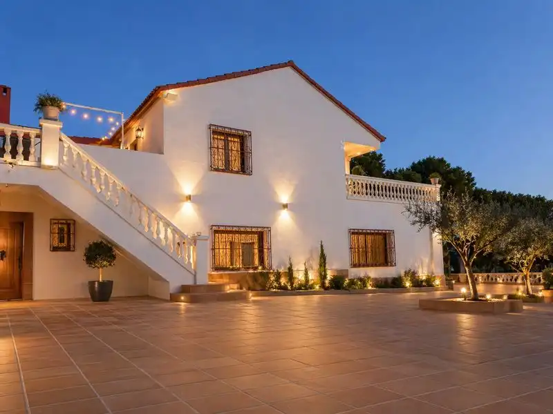 Vista exterior de Casa o chalet en venta en Lliçà d'Amunt con Calefacción, Terraza y Trastero