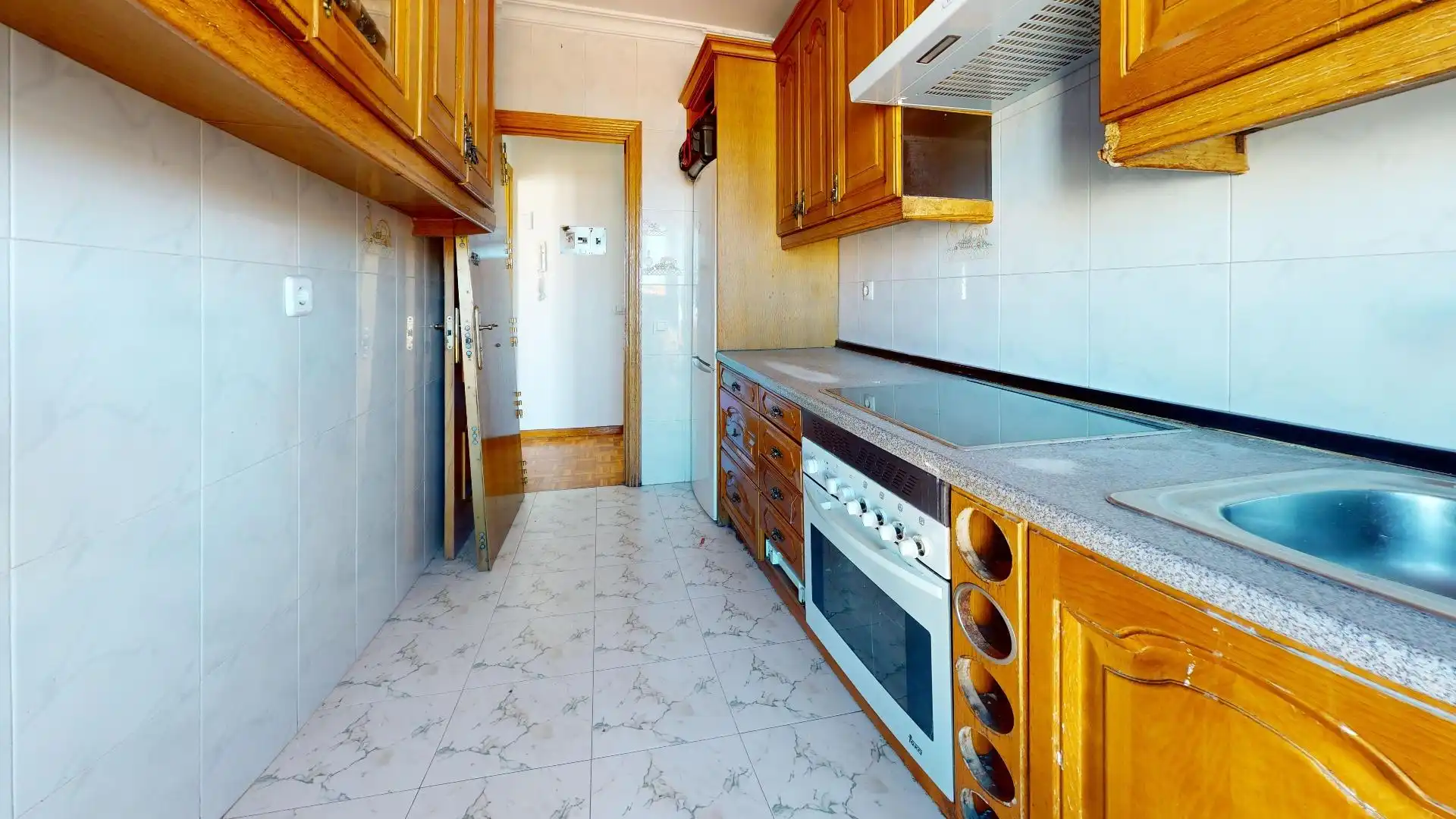 Flat with terrace for sale in Calle JUAN ANTONIO MAROTO, imagen 5