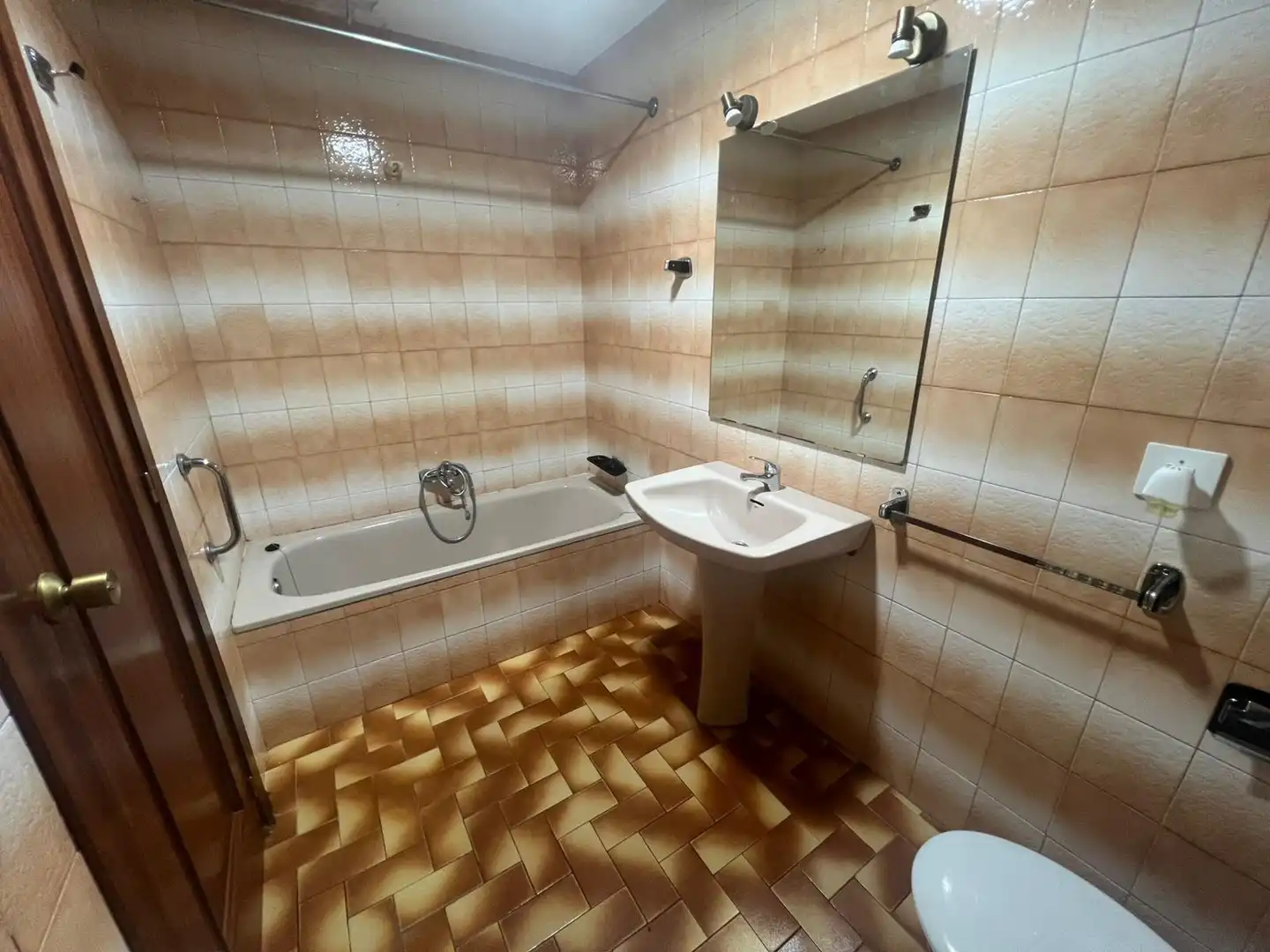 Badezimmer von Wohnungen zum Verkauf in Ciudad Real mit Heizung und Balkon